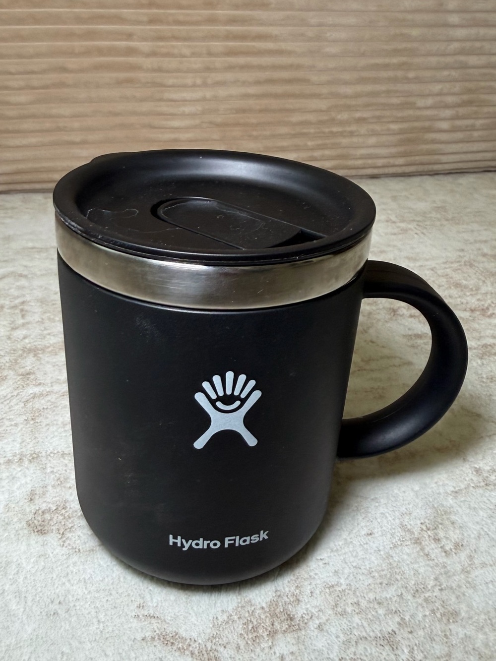 Hydro Flask 12 oz Coffee Mug with Press In Lid - Picture 2 of 9